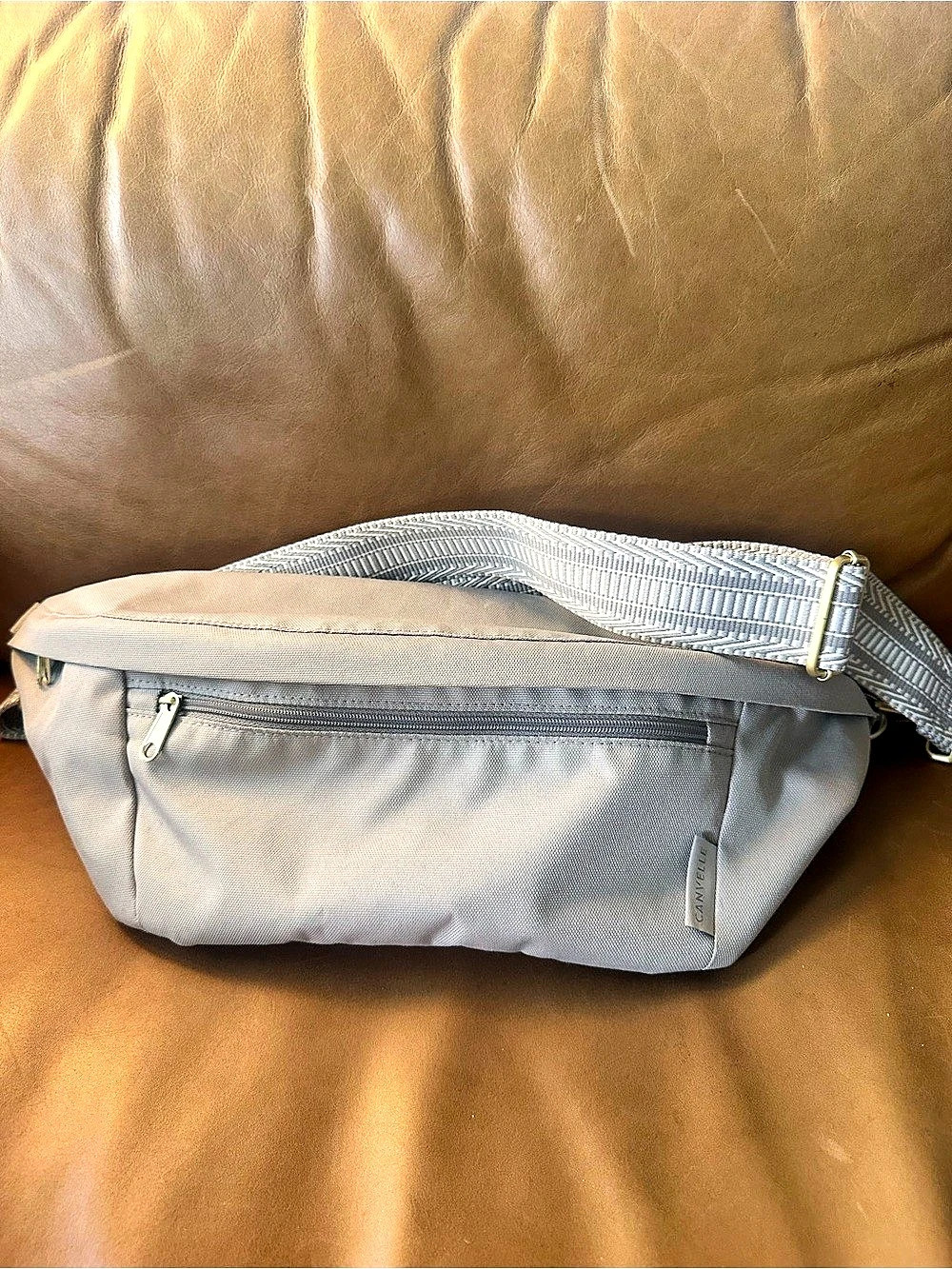 Canvelle Crossbody Fanny Pack Grey Oversized + Jacquard Strap - Picture 9 of 14